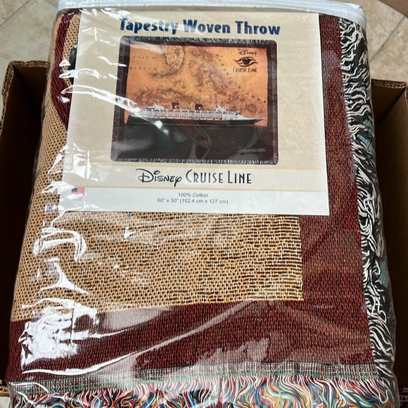 Vintage Disney Cruise Line Tapestry Woven Throw - Picture 2 of 4